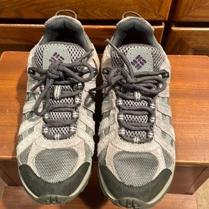 Columbia Omnigrip Hiking Shoes 6.5